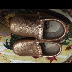 Monkey Feet shoes new